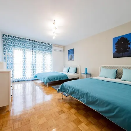 !Promo! Blue Amber Downtown-Free Private Garage-Fast Wi-Fi Apartment Novi Sad Exterior foto