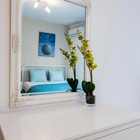 !Promo! Blue Amber Downtown-Free Private Garage-Fast Wi-Fi Apartment Novi Sad Exterior foto